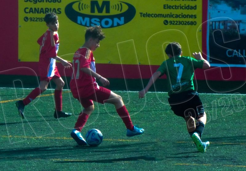 Infantil: Goles, goles y más goles